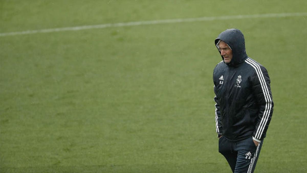 Zidane: Vinicius debe seguir esperando