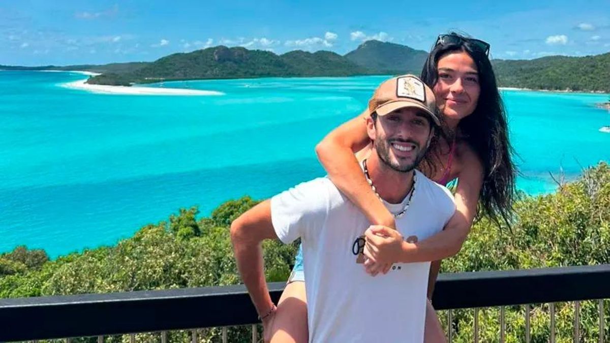 El vigués Gonzalo Zulueta y la nigranesa Ángela González durante un viaje en Australia