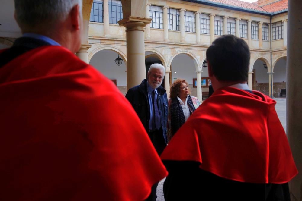 Solemne Acto de Investidura como Doctor Honoris Causa de Francesco Tonucci en la Universidad de Oviedo