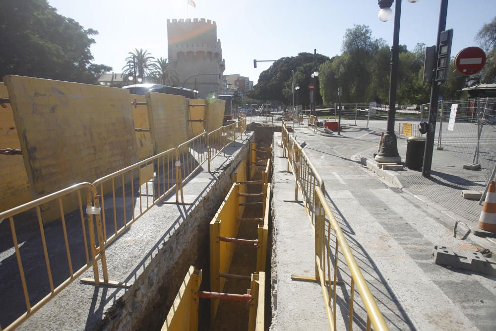 Atasco de tráfico en València por las obras en Blanquerías