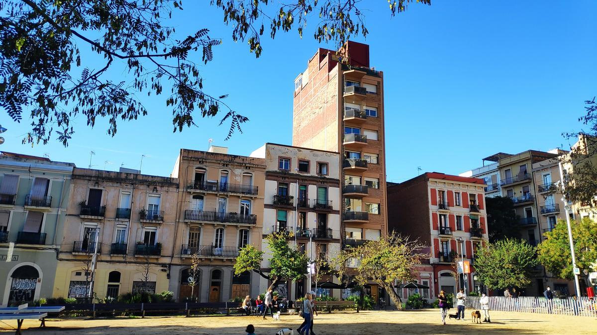 Edificis a la plaça Joanic de Barcelona