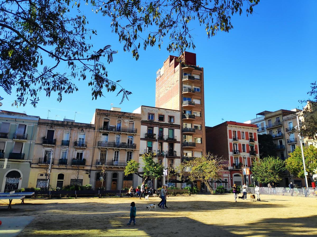 Edificis a la plaça Joanic de Barcelona