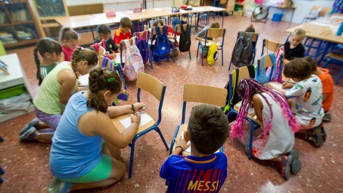 Alumnos del colegio de Infantil y Primaria Valeriano Bécquer, en Sevilla