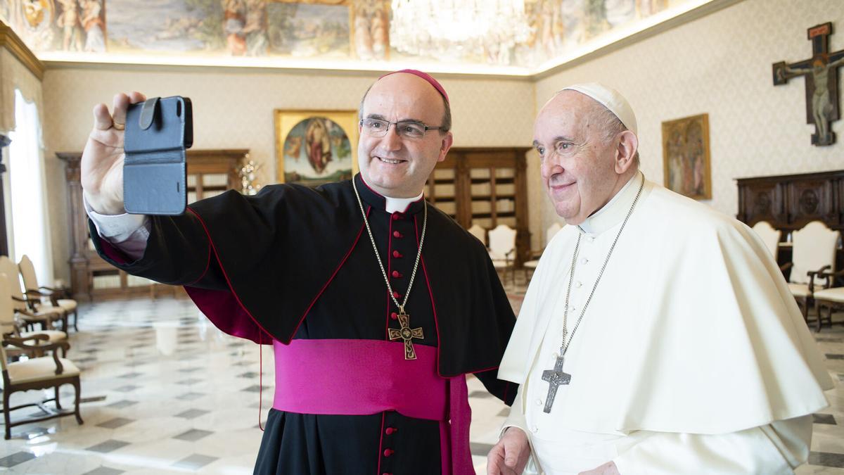 José Ignacio Munilla con el papa Francisco en diciembre