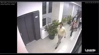 Emergencias entrega nuevos vídeos de la llegada de Carlos Mazón y Salomé Pradas al Cecopi el 29-O