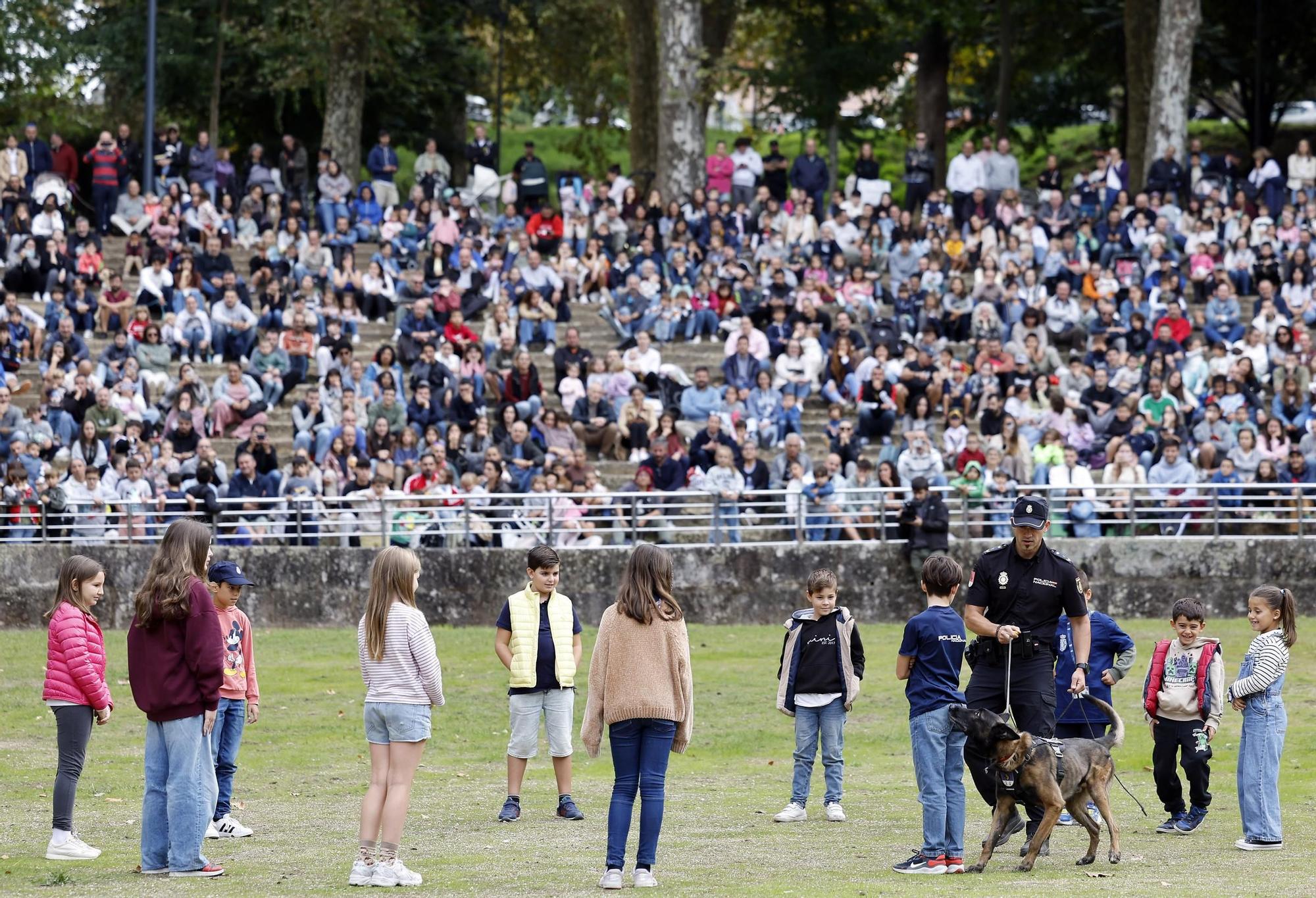 Exhibición de la Policía Nacional en el auditorio de Castrelos en Vigo