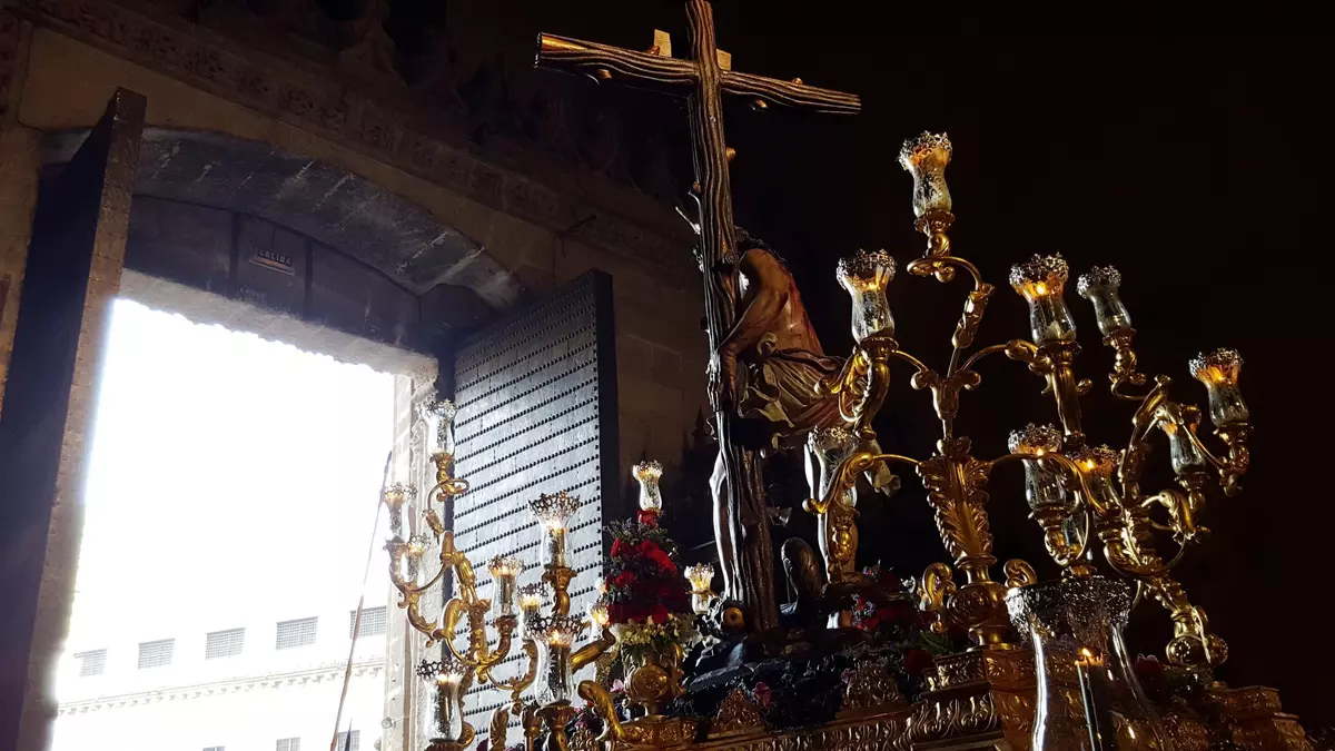 Sábado Santo y Domingo de Resurrección: del silencio a la gloria