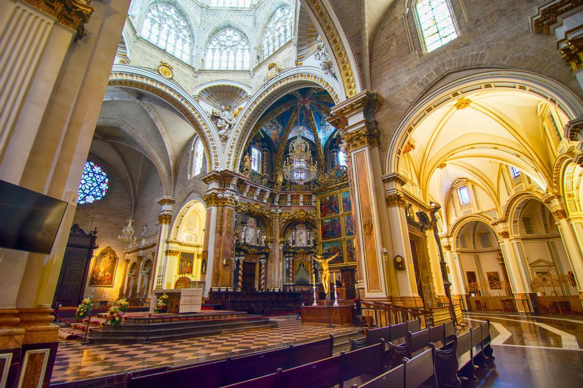 El interior de la catedral alberga auténticos tesoros