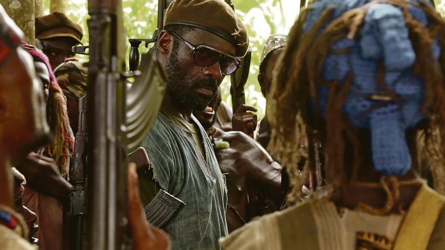 Idris Elba, en una escena de &#039;Beasts of No Nation&#039;.