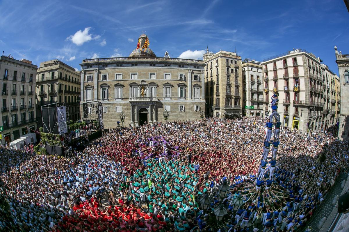 La Diada Castellera de la Mercè reúne las ocho colles de Barcelona