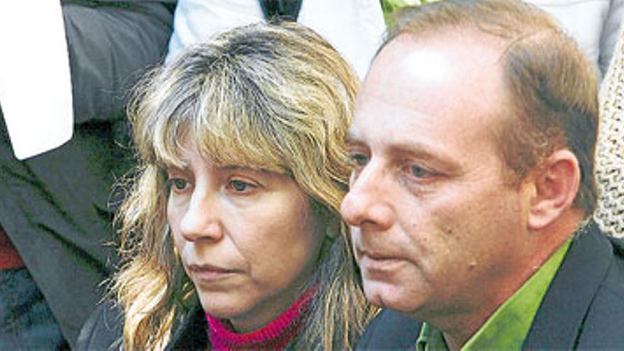 Los padres de Marta piden que se vote instaurar la cadena perpetua