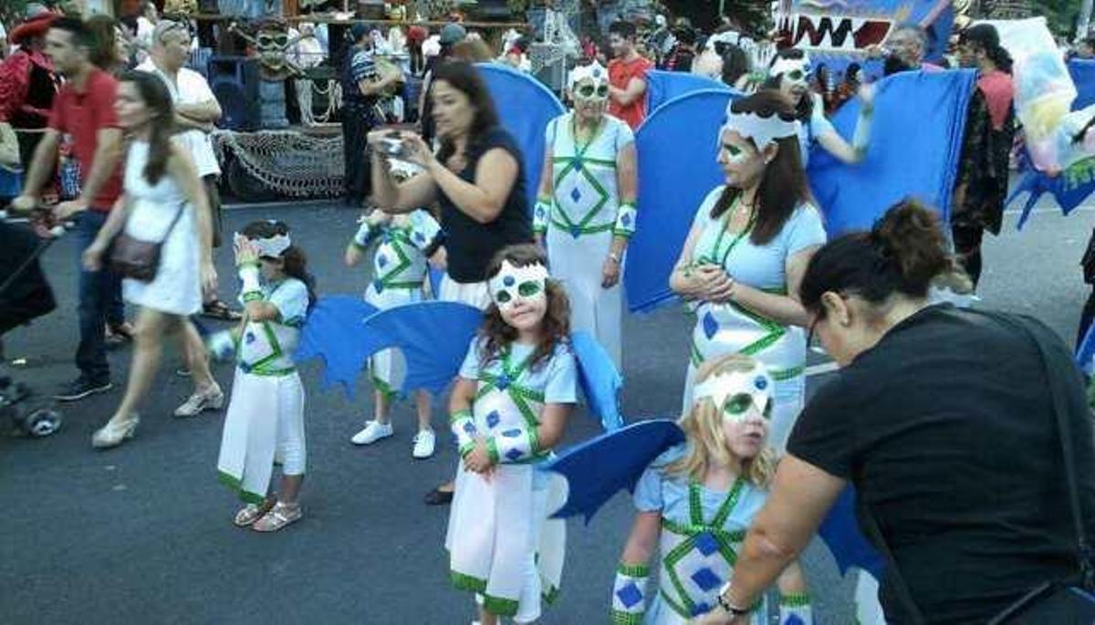 Una hoguera con música