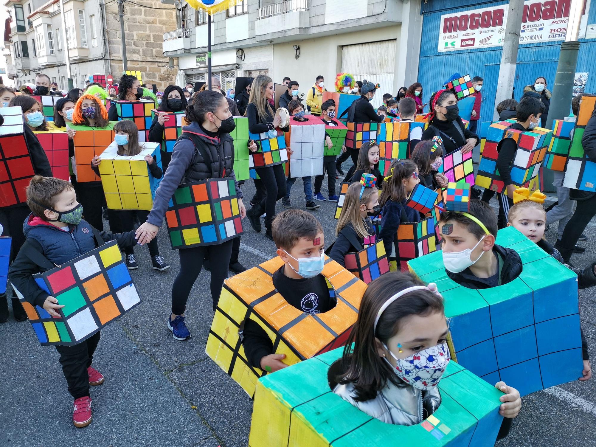 Moaña despide el Entroido con el tradicional "Enterro da Xoubiña"