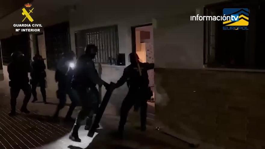 Cinco detenidos acusados de perpetrar 50 robos en viviendas unifamiliares de Alicante, Madrid y Jaén
