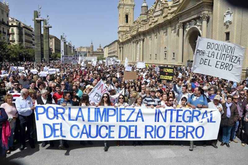 Fotogalería de la protesta de los afectados por las riadas