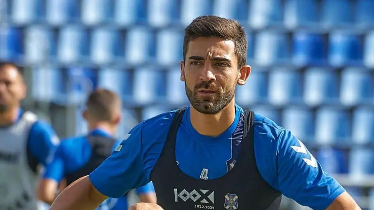 José León, en un entrenamiento en el Heliodoro Rodríguez López.