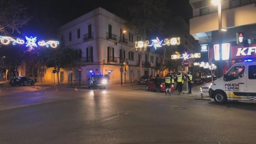 Cinco denuncias por conducir borrachos y dos por circular sin carné en un control de tráfico en Ibiza