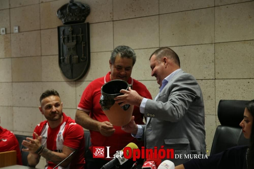 Recepción institucional al Club Olímpico de Totana por el ascenso