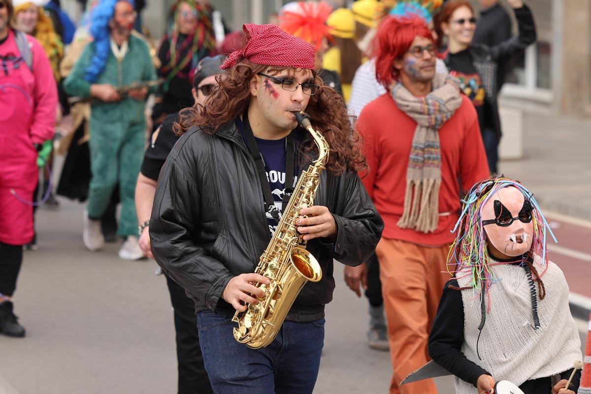 Las imágenes de la rúa de Carnaval de Ibiza.