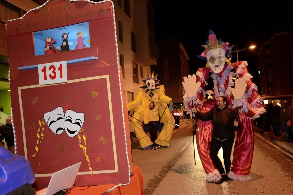 Desfile del Antroxu en Mieres