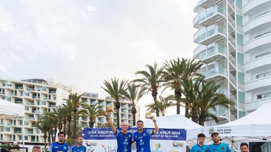 El AD Ibiza Footvolley hace historia con su primer podio en la Liga Nacional de Footvolley