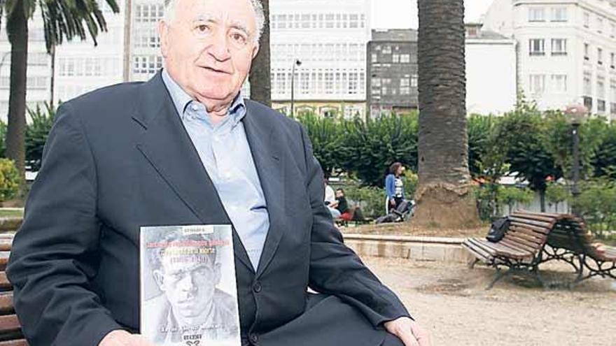 Xesús Alonso Montero recopilou ata 120 cartas de republicanos asasinados en Galicia.