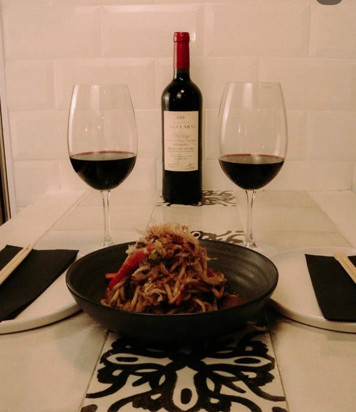 Noodles de carrillera de Bodegas Izakaya.