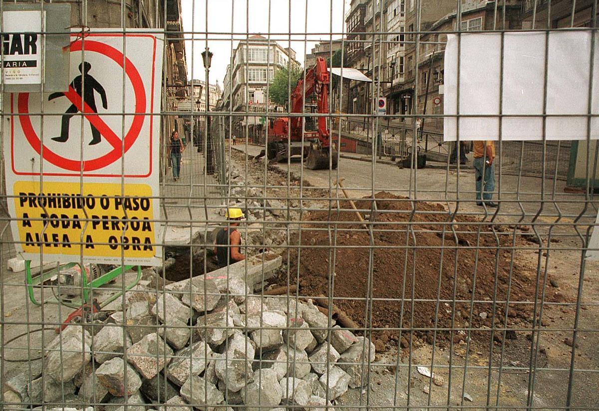 Obras en la Rúa Carral, en 1999.