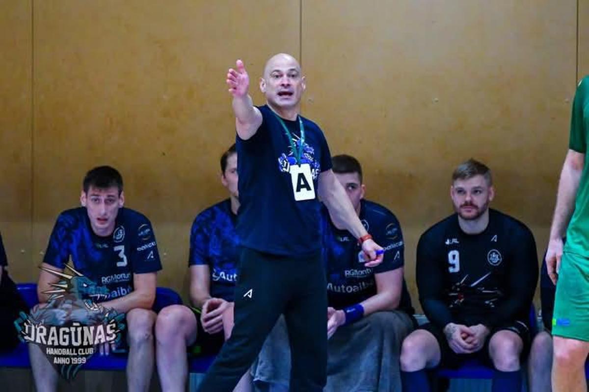 Juan Moreno, nuevo entrenador del Base Oviedo