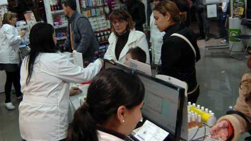 Las farmacias atendieron ayer numerosas consultas.