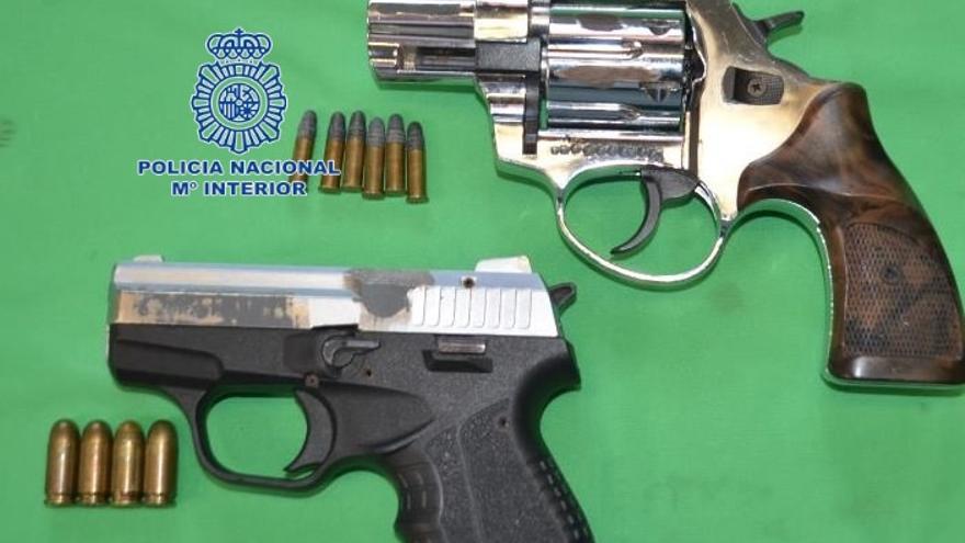 Dos armas de fuego intervenidas.