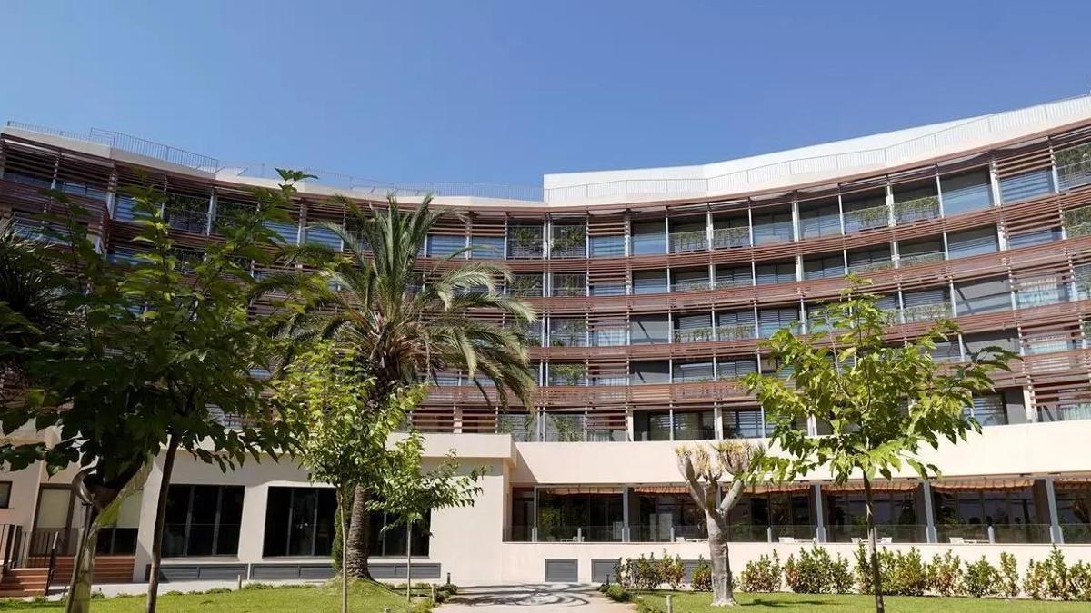 Fachada de la residencia DomusVi Sa Riera, en Palma.