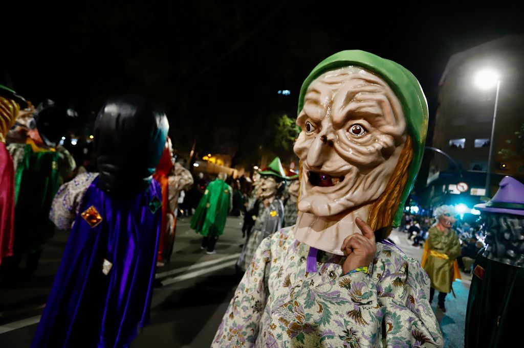 El desfile del Entierro de la Sardina y la quema, en imágenes