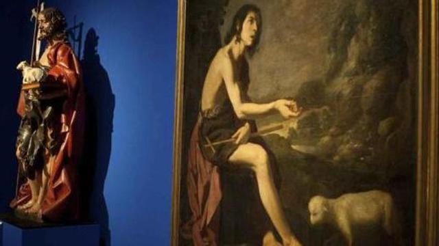 La Colegiata se tiñe de azul