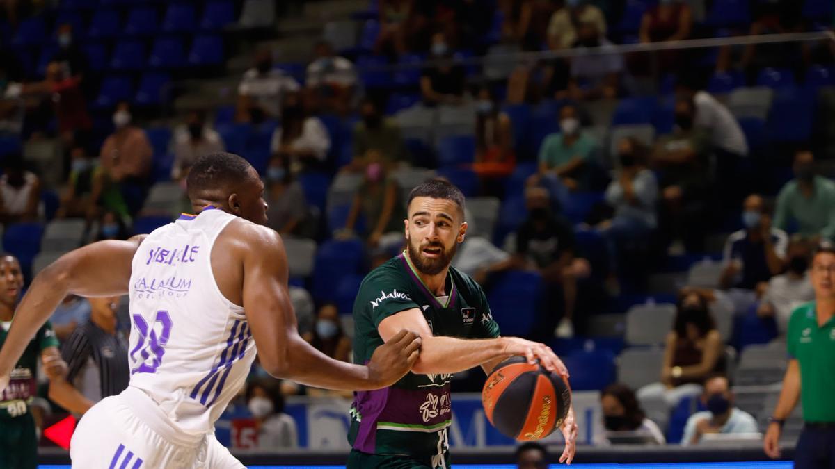 Las imágenes del Unicaja - Real Madrid del Trofeo Costa del Sol 2021.