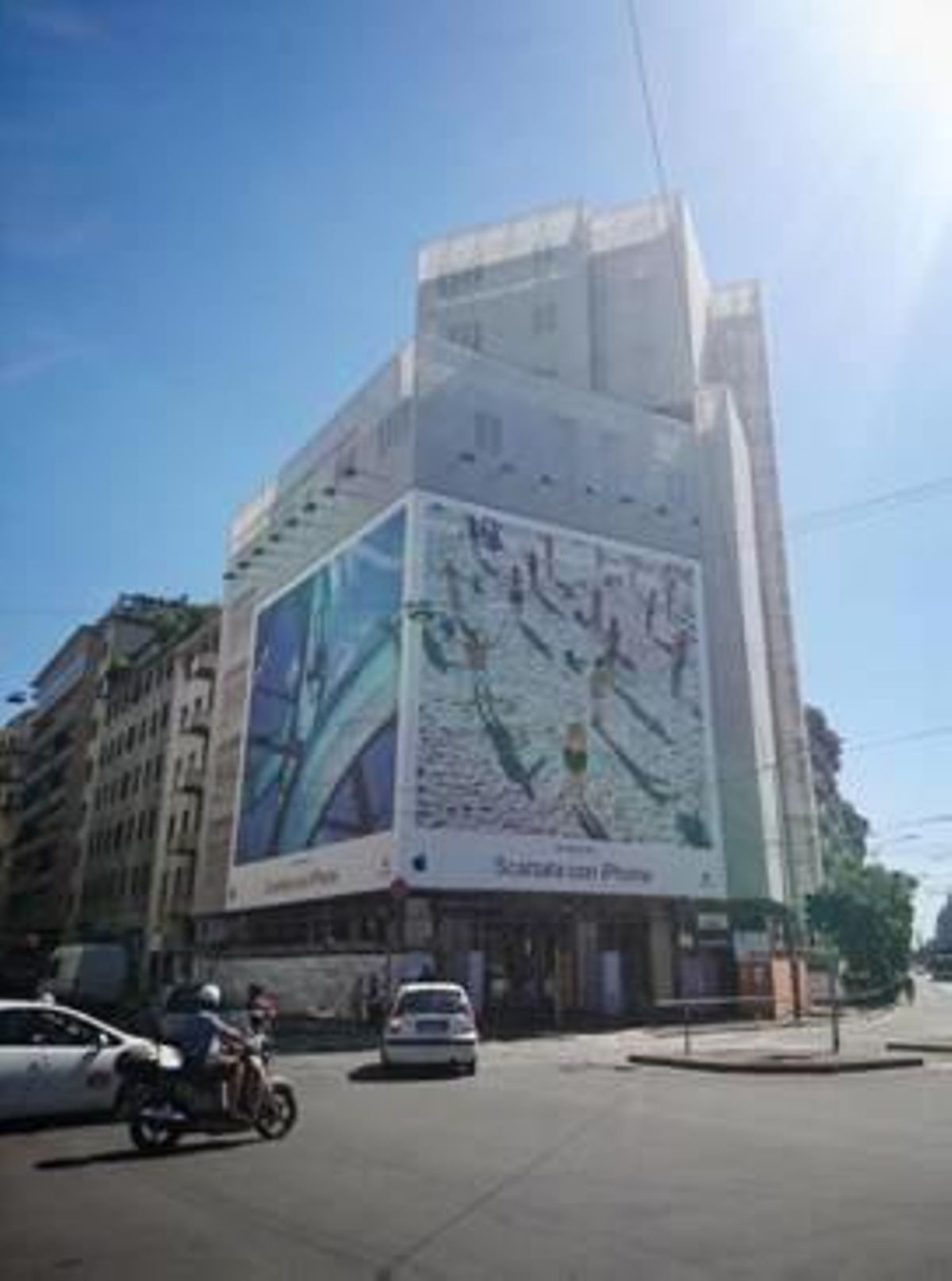 Apple pasea Benidorm por el mundo con una imagen de María Moldes