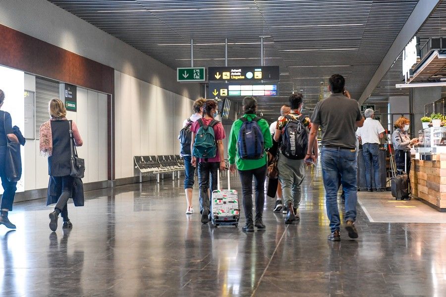 Pasajeros en el aeropuerto de Gran Canaria