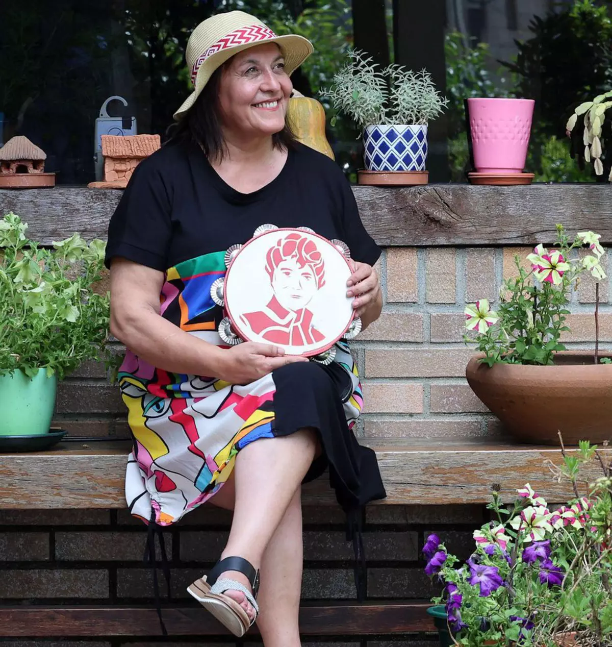 Uxía: «Son feliz de ver que as novas xeracións cantan na súa lingua con absoluto orgullo»