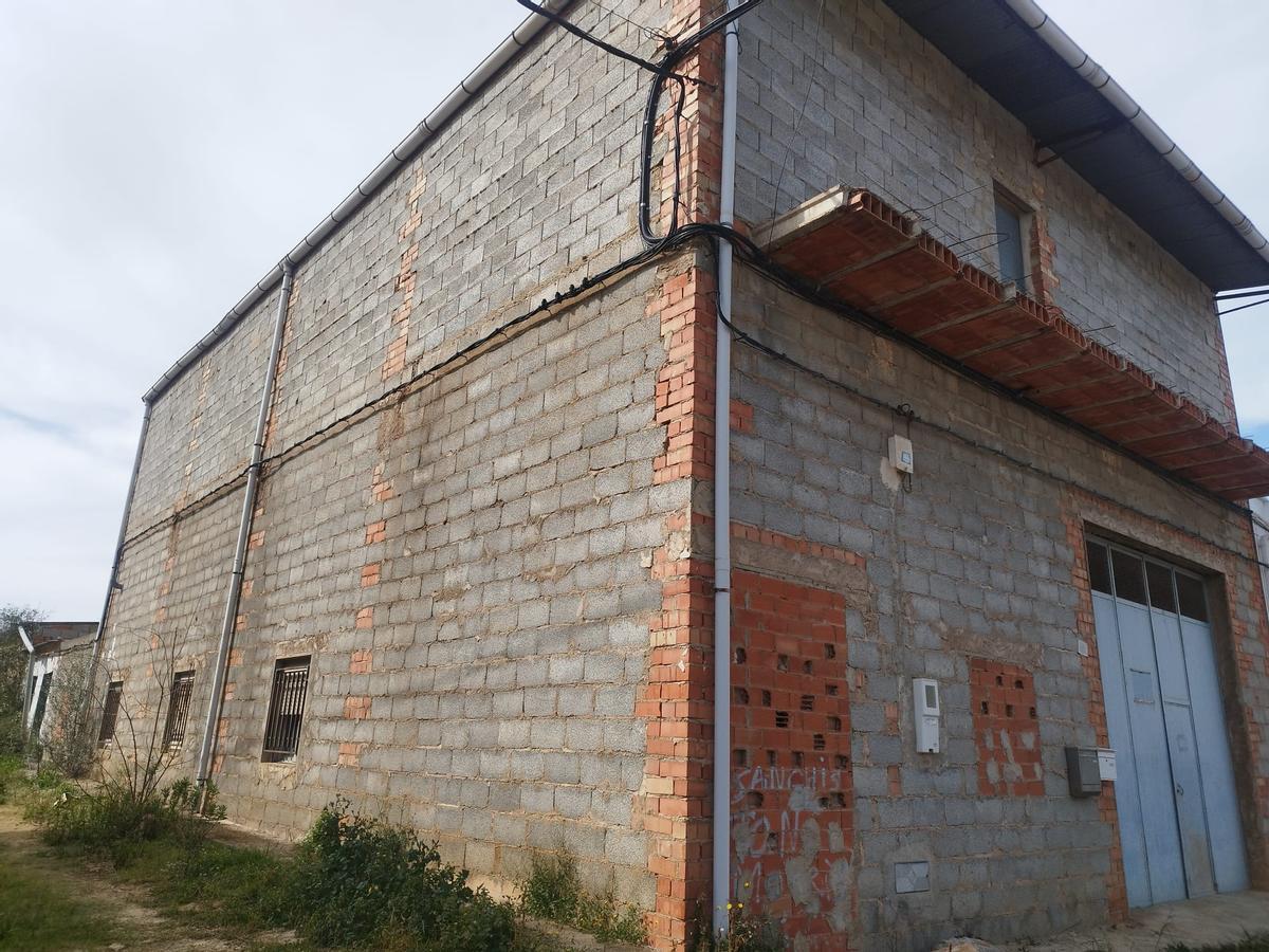 Nave en Anna donde Marsson anunció un proyecto de ayuda a jóvenes víctimas de abusos para el que pedía donaciones.