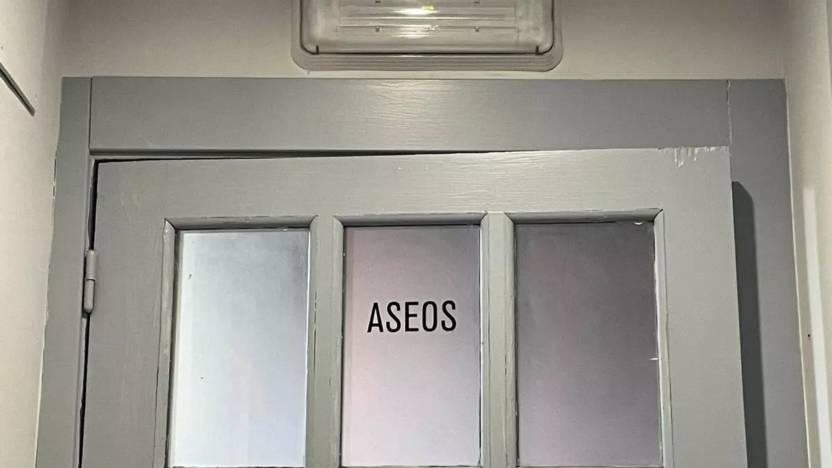 Los baños de un bar de Zamora que son para "majos" y "majas"