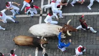 Los toros de La Palmosilla regalan un sexto encierro de los Sanfermines tenso y emocionante