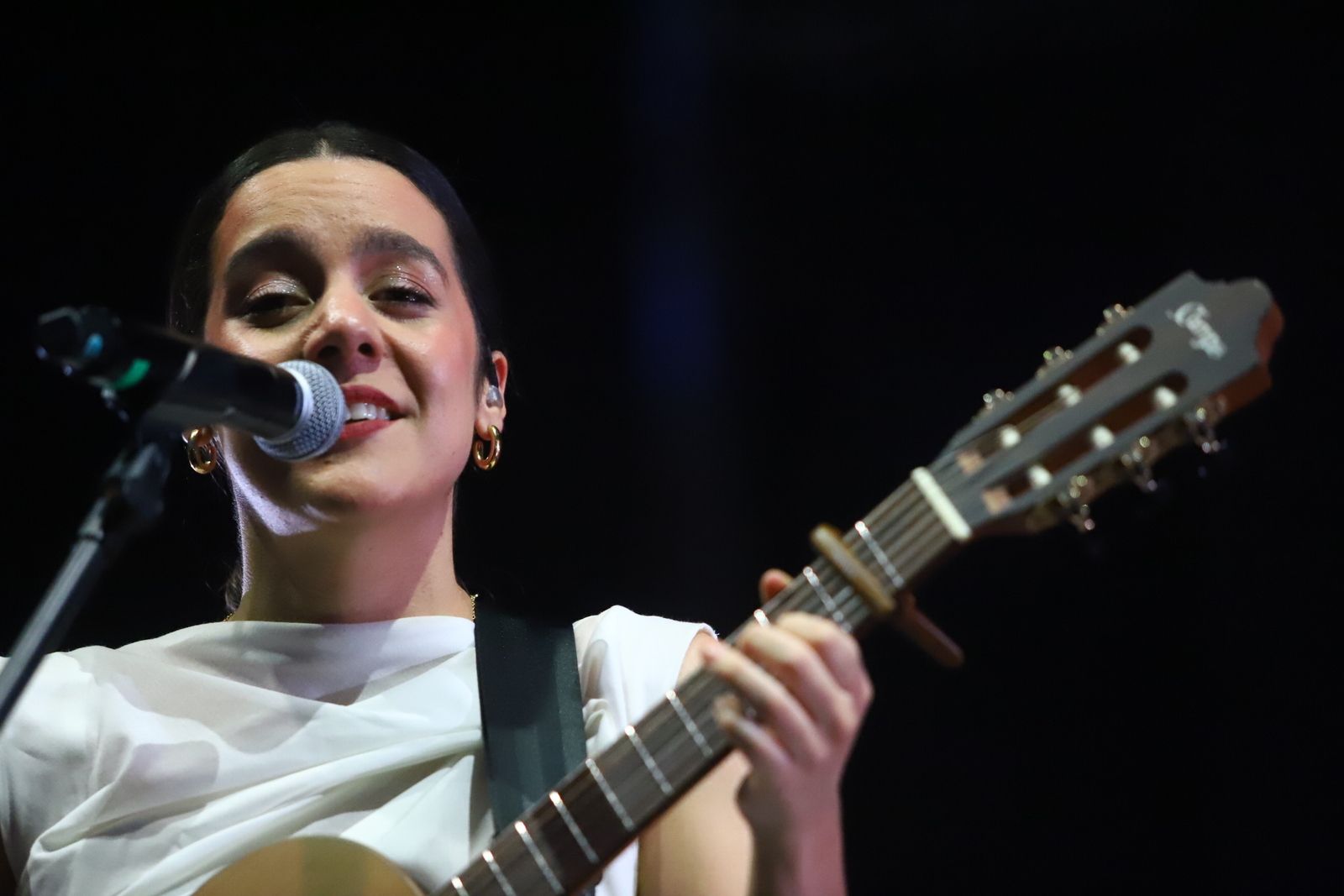 Julieta Venegas y Valeria Castro cantan en el teatro de la Axerquía