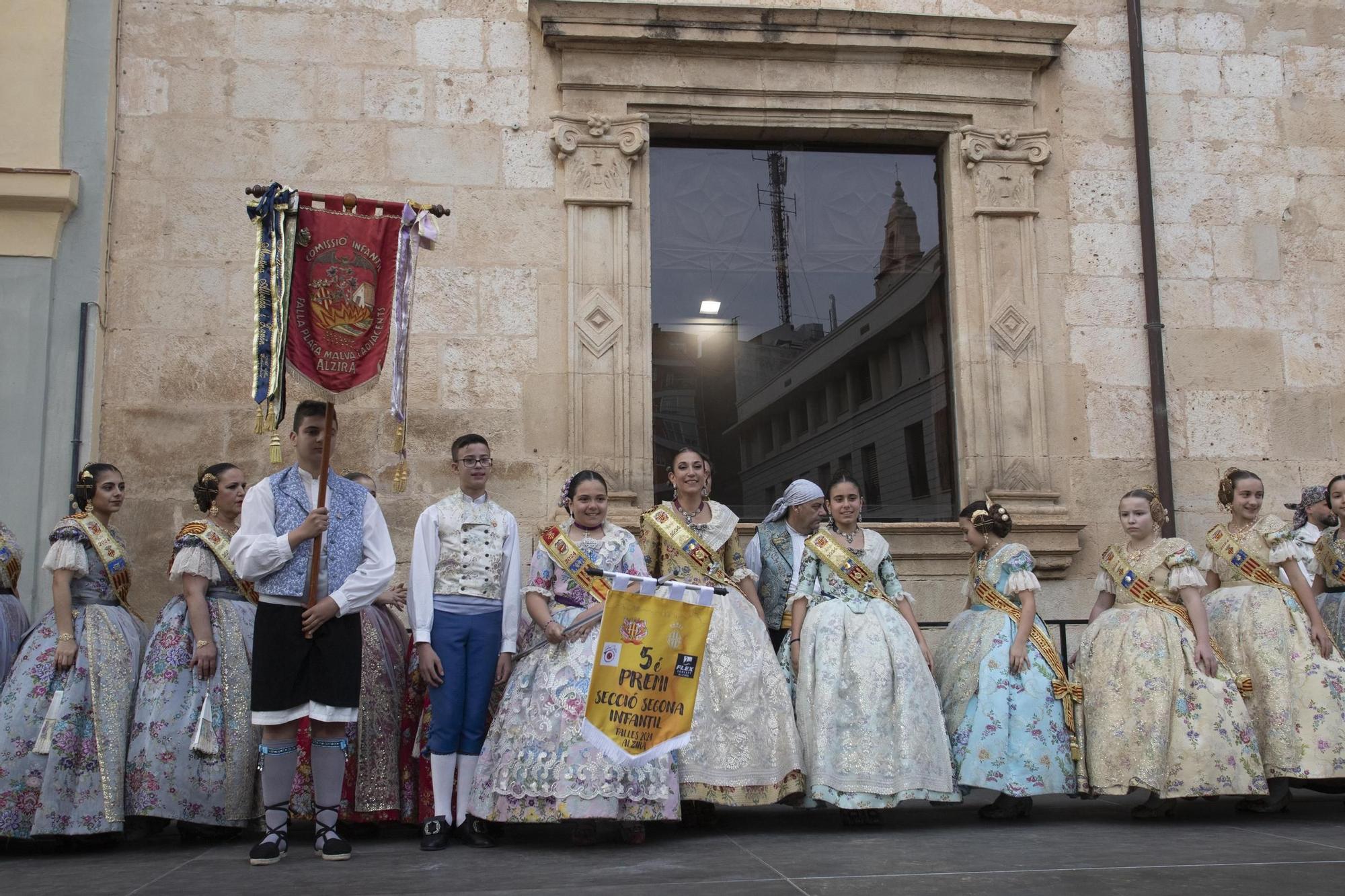 Las mejores imágenes de la entrega de premios de las fallas de Alzira