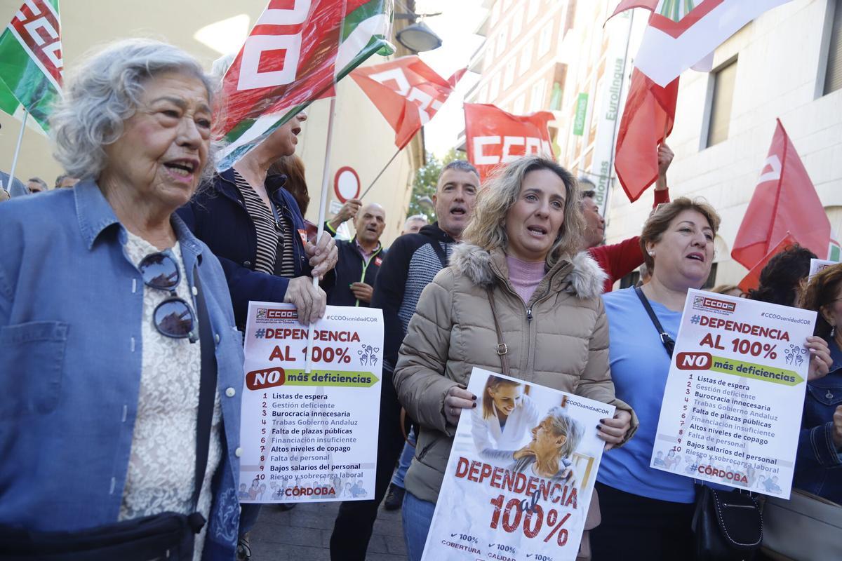 Córdoba Protesta manifestación por las deficiencias del servicio de dependencia