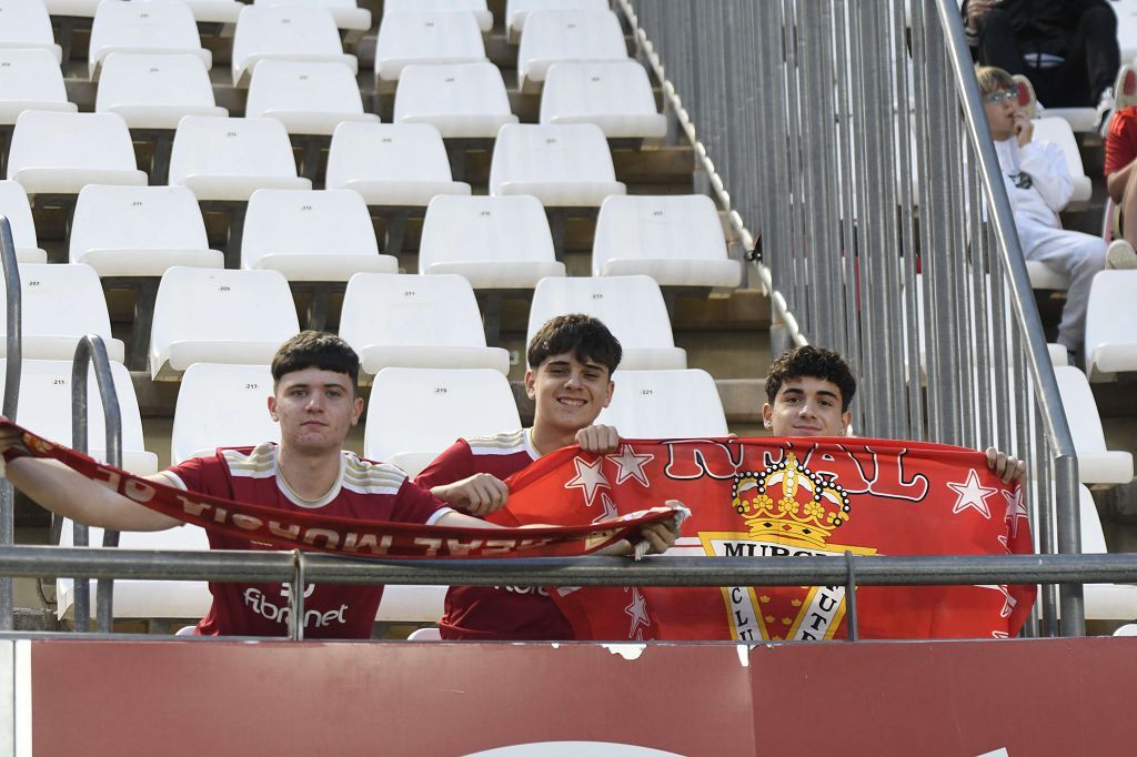 Las mejores imágenes del partido entre el Real Murcia y el Antequera