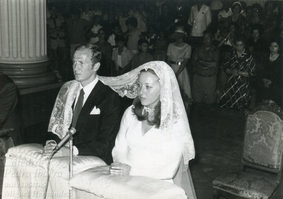 La boda del entonces futbolista del Barça Marcial Pina Morales con María del Pilar Serrano Bru (1971)