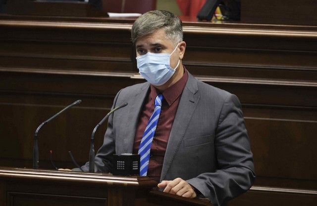 Pleno en el Parlamento de Canarias, 27/10/2021