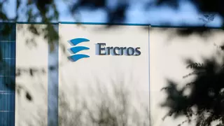 Ercros se dispara cerca del 10% en Bolsa tras el visto bueno condicionado de la CNMC a la OPA de Esseco