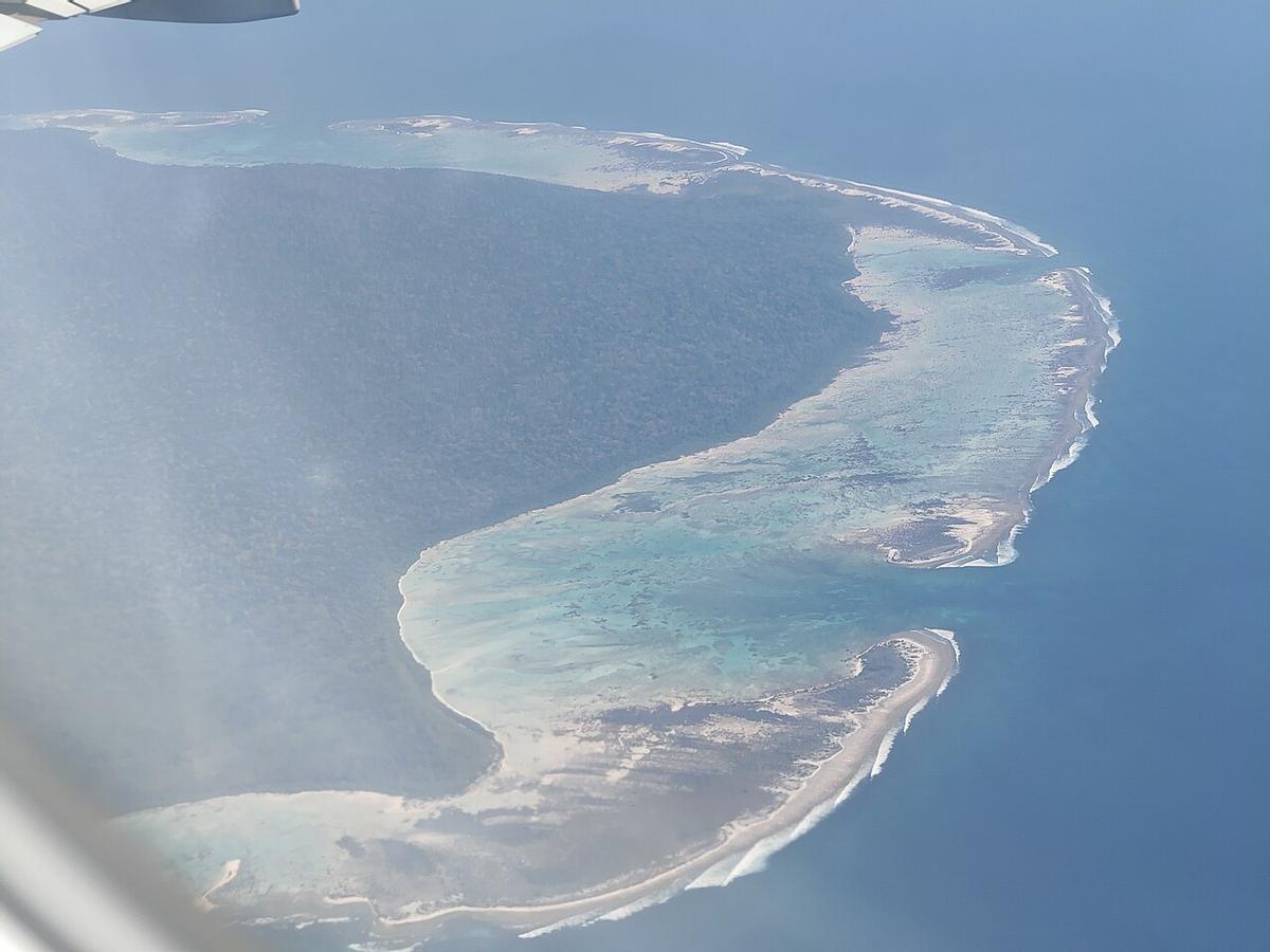 Detalle de la Isla Sentinel del Norte, vista desde un avión.