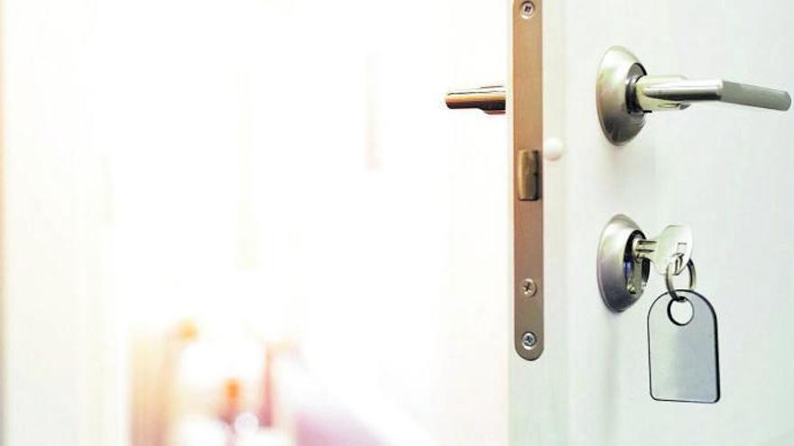 El pany i la porta són elements claus per a la protecció de l’habitatge. | DDG